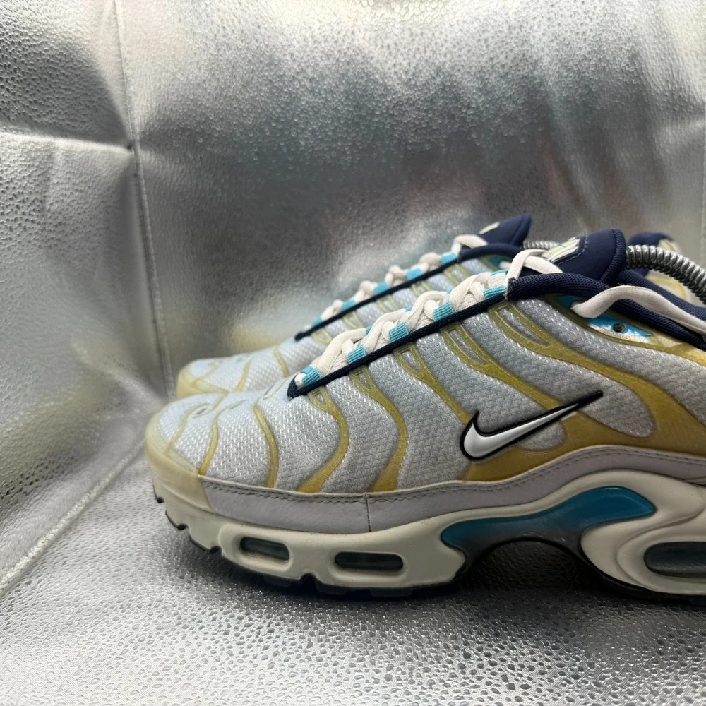 Size 11 Nike Air Max Plus Psychic Blue White Mens Athletic Sneakers CZ1651-400